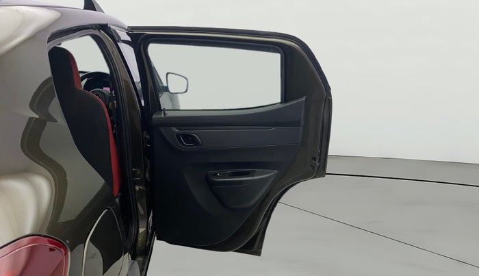 2021 Renault Kwid RXT 1.0 (O), Petrol, Manual, 59,337 km, RHS Rear Door