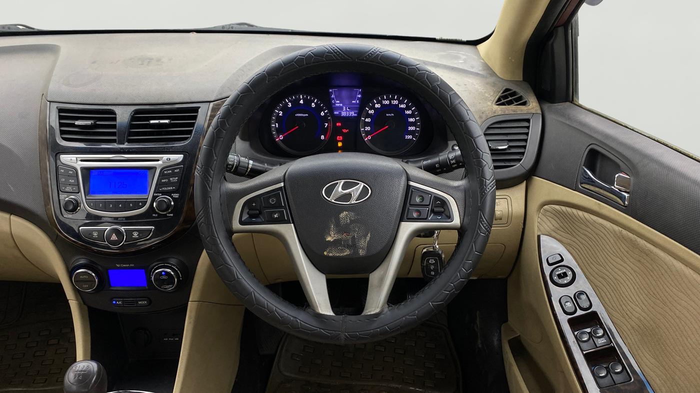 2014 Hyundai Verna FLUIDIC 1.4 VTVT CX, Petrol, Manual, 38,338 km, Steering Wheel Close Up