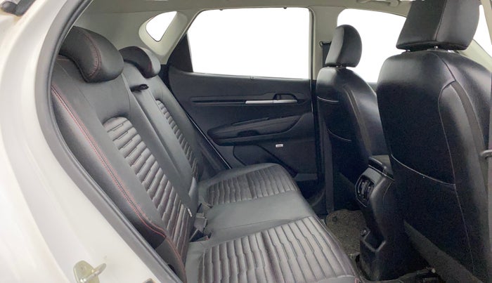 2021 KIA SONET GTX PLUS 1.5 AT, Diesel, Automatic, 39,311 km, Right Side Rear Door Cabin