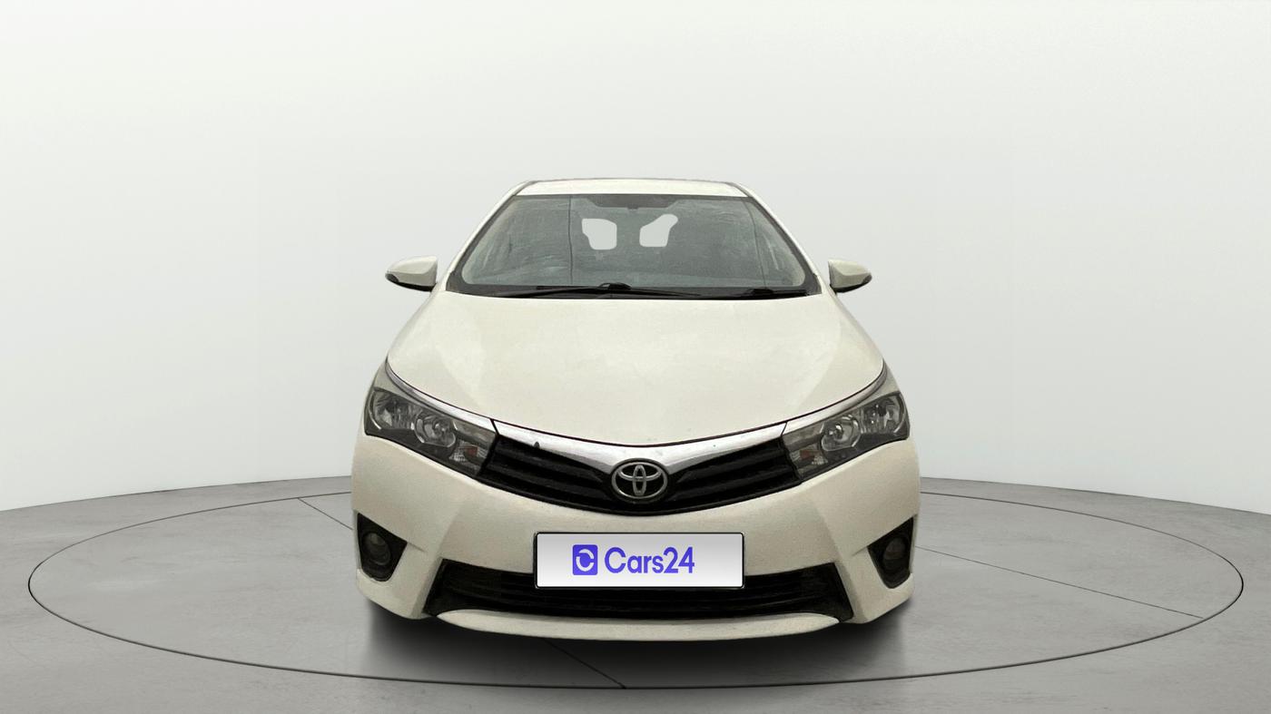 2014 Toyota Corolla Altis J PETROL, Petrol, Manual, 1,04,585 km, Front