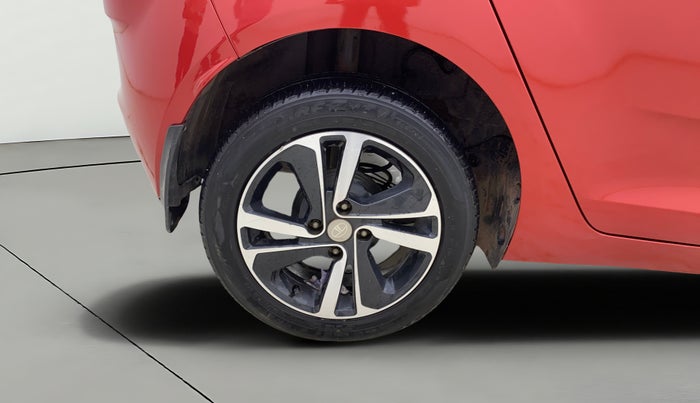 2020 Tata ALTROZ XZ PETROL, Petrol, Manual, 32,192 km, Right Rear Wheel