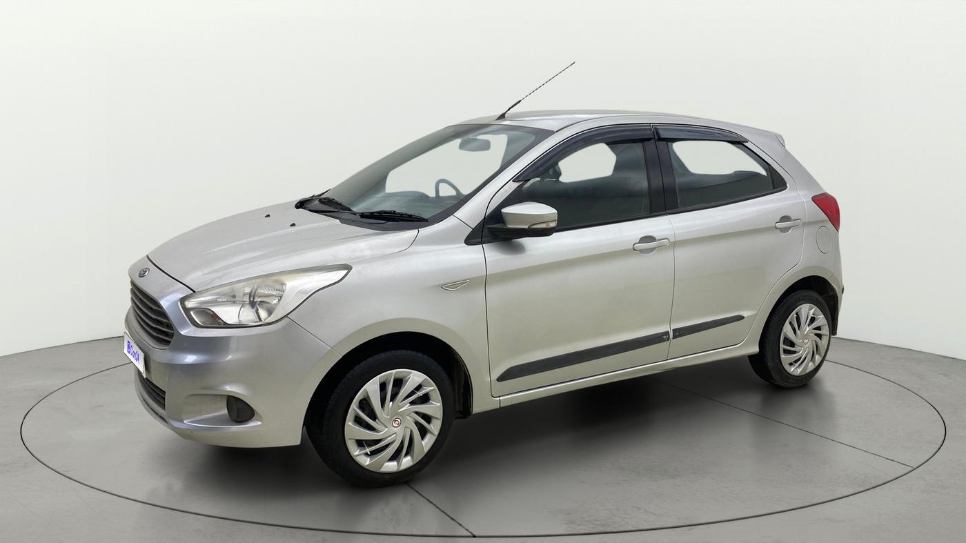 2015 Ford New Figo TREND 1.2 PETROL, Petrol, Manual, 29,990 km, Left Front Diagonal