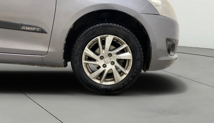 2013 Maruti Swift ZDI, Diesel, Manual, 1,02,438 km, Right Front Wheel