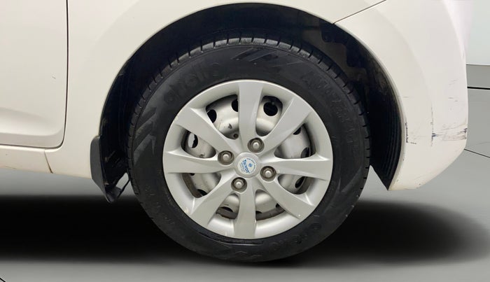 2018 Hyundai Eon ERA +, Petrol, Manual, 53,338 km, Right Front Wheel