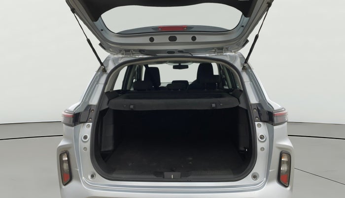 2023 Maruti Grand Vitara ZETA SMART HYBRID, Petrol, Manual, 10,426 km, Boot Open Zoomed View