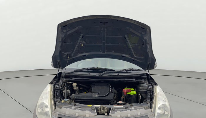 2014 Maruti Swift Dzire ZXI, Petrol, Manual, 1,00,618 km, Open Bonet