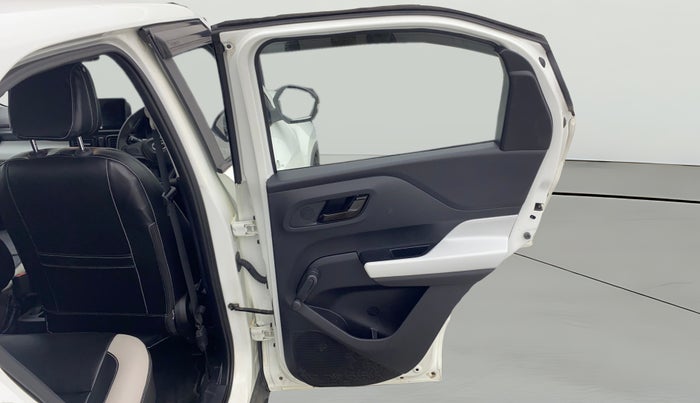 2023 Tata PUNCH PURE MT, Petrol, Manual, 17,525 km, RHS Rear Door