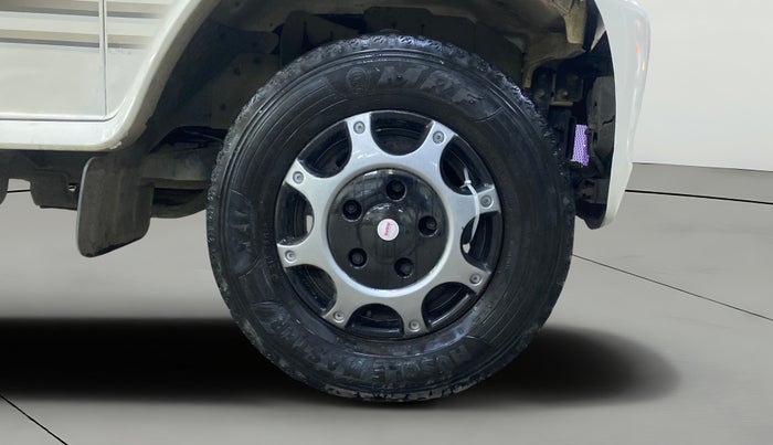 2020 Mahindra Bolero B6 (O), Diesel, Manual, 1,00,394 km, Right Front Wheel