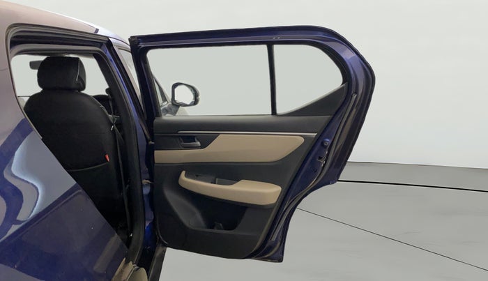 2024 Honda ELEVATE V MT, Petrol, Manual, 5,322 km, RHS Rear Door