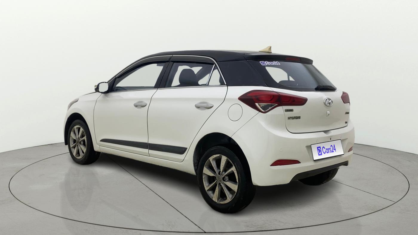 2015 Hyundai Elite i20 ASTA 1.2, CNG, Manual, 1,24,794 km, Left Back Diagonal