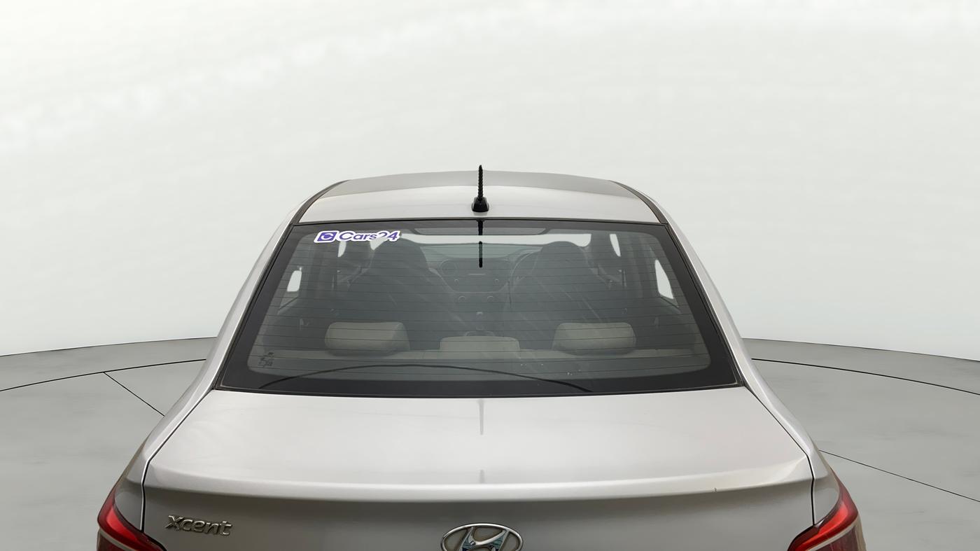 2014 Hyundai Xcent SX AT 1.2 (O), Petrol, Automatic, 88,057 km, Rear Windshield