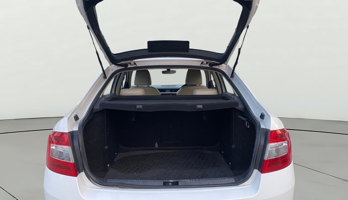 2017 Skoda Octavia STYLE PLUS AT 1.8 TSI, Petrol, Automatic, 49,876 km, Boot Open Zoomed View