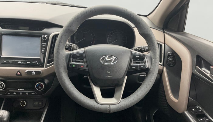 2016 Hyundai Creta SX PLUS 1.6 PETROL, Petrol, Manual, 46,346 km, Steering Wheel Close Up