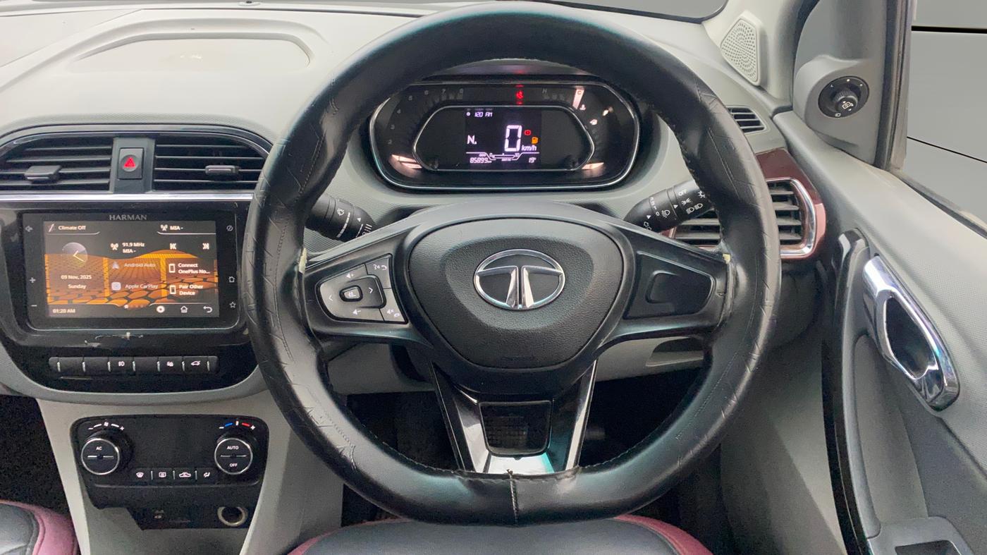 2021 Tata TIGOR XZA PLUS PETROL, Petrol, Automatic, 85,935 km, Steering Wheel Close Up