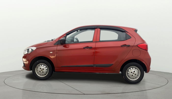 2017 Tata Tiago XM PETROL, Petrol, Manual, 1,04,640 km, Left Side