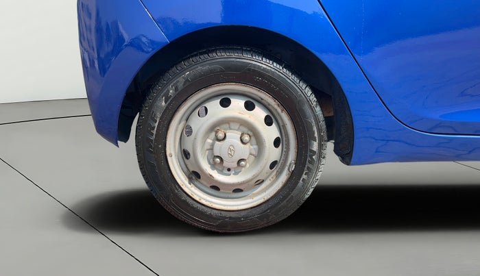 2018 Hyundai Eon ERA +, Petrol, Manual, 59,052 km, Right Rear Wheel