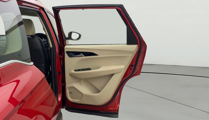 2022 MG HECTOR SHARP 1.5 PETROL CVT, Petrol, Automatic, 51,147 km, RHS Rear Door