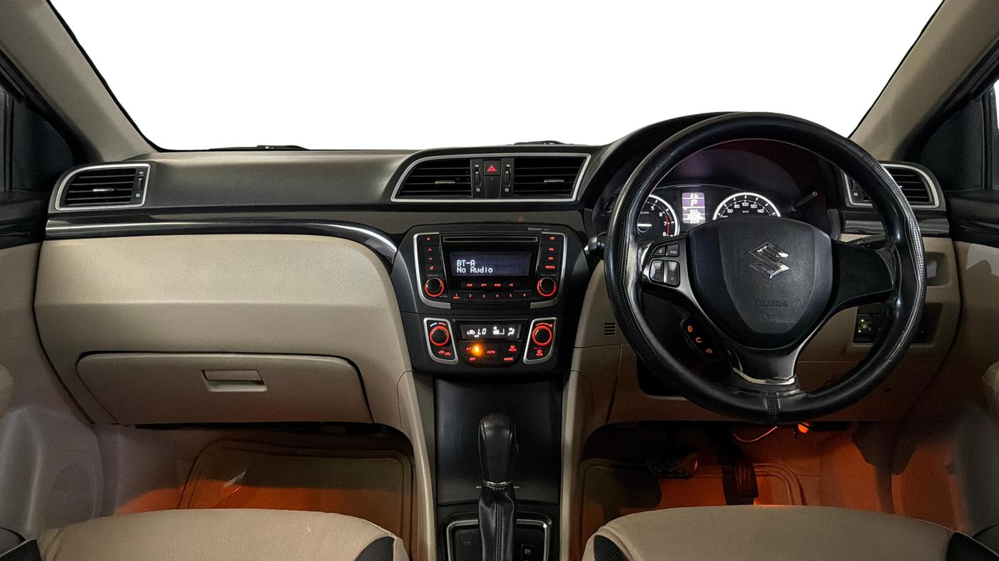 2015 Maruti Ciaz ZXI AT, CNG, Automatic, 69,197 km, Dashboard