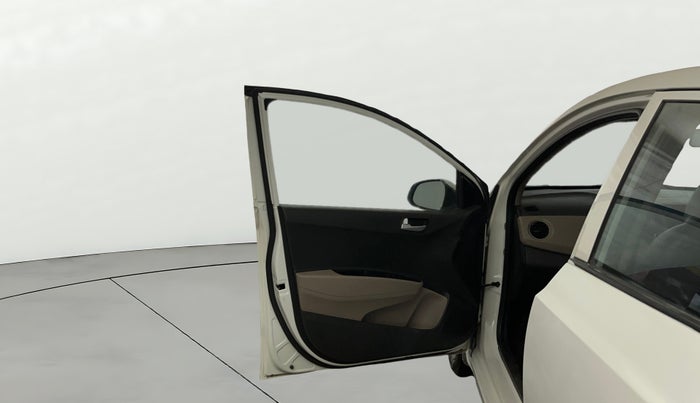 2017 Hyundai Grand i10 SPORTZ (O) 1.2 KAPPA VTVT, Petrol, Manual, 43,532 km, LHS Front Door