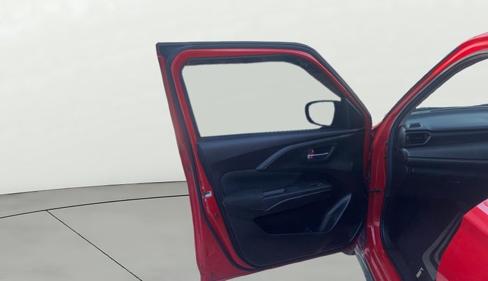 2024 Maruti Swift VXi (O), Petrol, Manual, 30,370 km, LHS Front Door