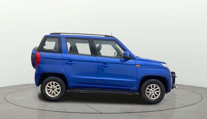 2017 Mahindra TUV300 T8, Diesel, Manual, 46,546 km, Right Side View