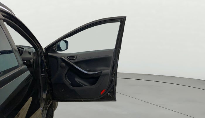 2022 Tata NEXON XZ PLUS (HS) PETROL DARK EDITION, Petrol, Manual, 25,066 km, RHS Front Door