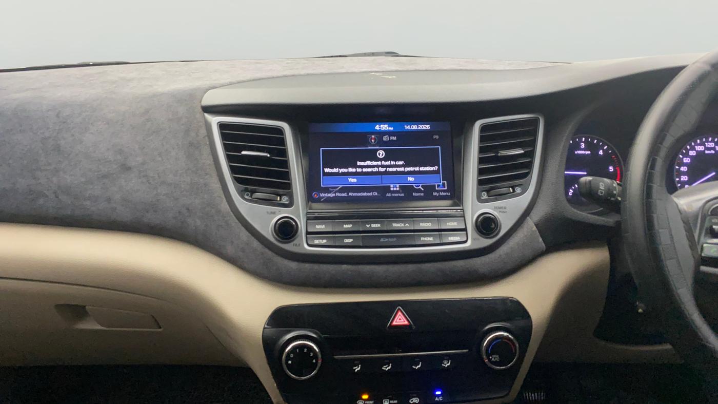 2017 Hyundai Tucson 2WD MT DIESEL, Diesel, Manual, 1,03,829 km, Air Conditioner