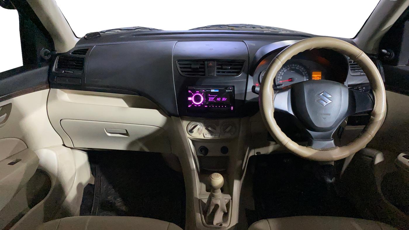 2016 Maruti Swift Dzire LXI (O), Petrol, Manual, 17,567 km, Dashboard