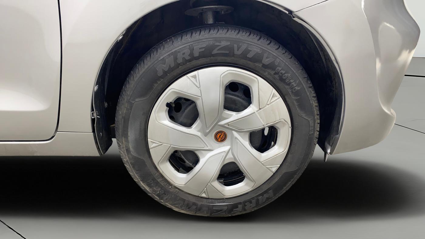 2021 Maruti Baleno SIGMA PETROL 1.2, Petrol, Manual, 27,307 km, Right Front Wheel