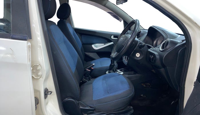 2015 Ford Figo TITANIUM 1.4 DIESEL, Diesel, Manual, 99,241 km, Right Side Front Door Cabin