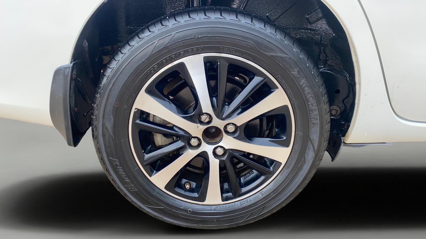 2020 Toyota YARIS VX CVT, Petrol, Automatic, 79,740 km, Right Rear Wheel