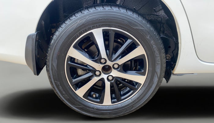 2020 Toyota YARIS VX CVT, Petrol, Automatic, 79,740 km, Right Rear Wheel