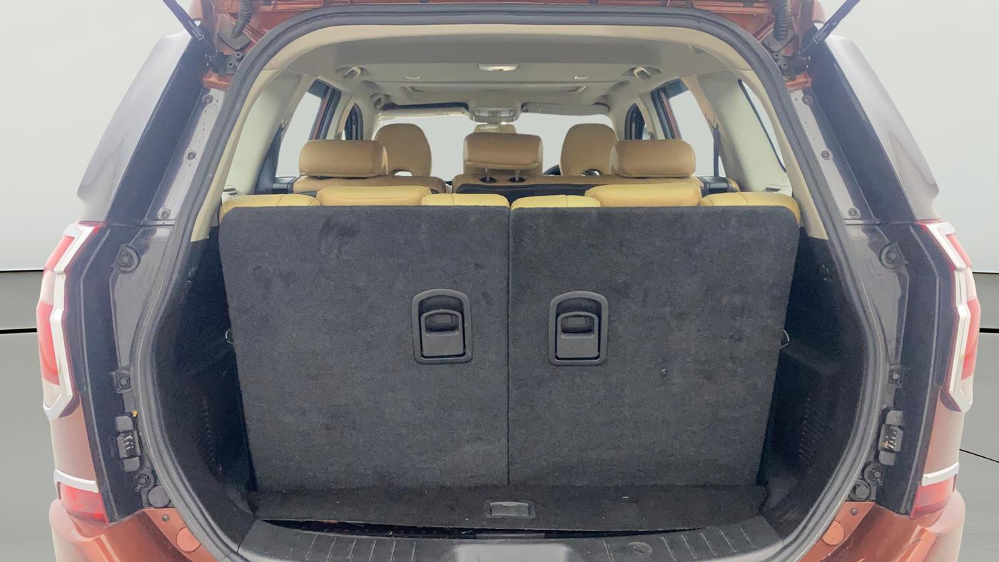 2021 Mahindra XUV500 W11(O), Diesel, Manual, 21,439 km, Boot Open Zoomed View