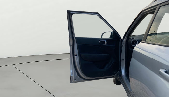 2021 Hyundai VENUE S 1.2, Petrol, Manual, 50,845 km, LHS Front Door