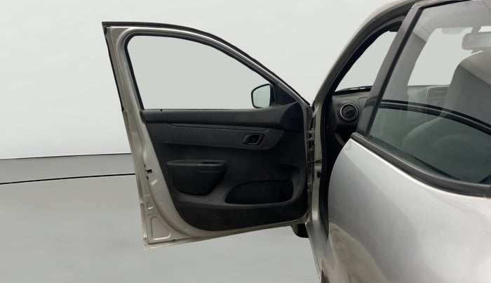 2018 Renault Kwid RXL, CNG, Manual, 40,094 km, LHS Front Door