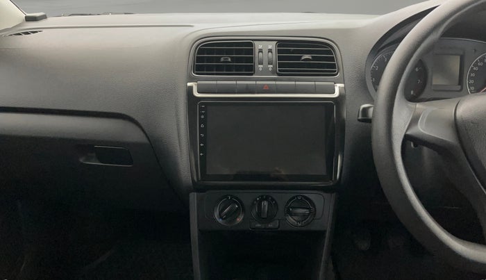 2020 Volkswagen Polo TRENDLINE 1.0L, Petrol, Manual, 66,518 km, Air Conditioner