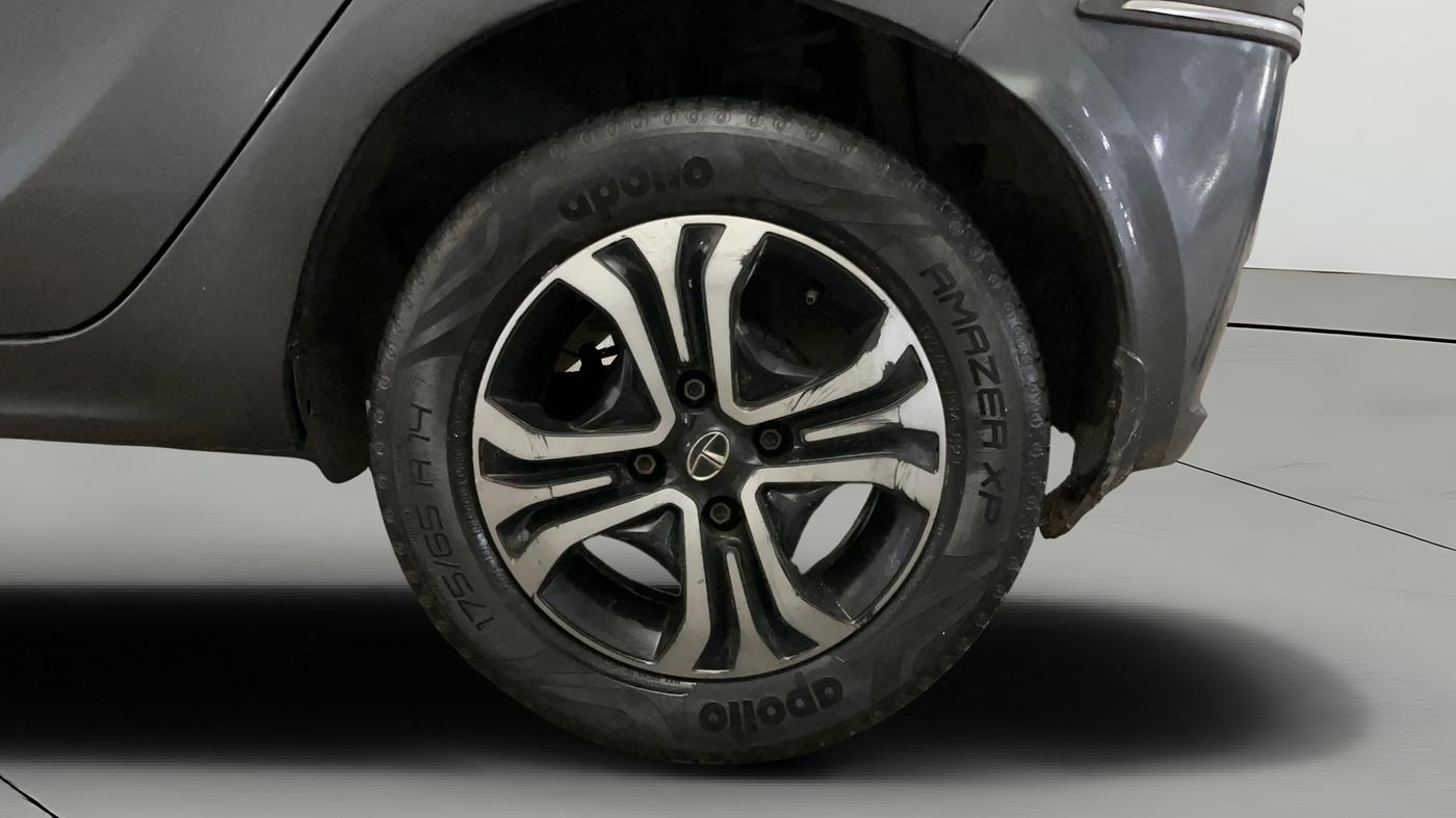 2020 Tata Tiago XZ PETROL, Petrol, Manual, 37,874 km, Left Rear Wheel