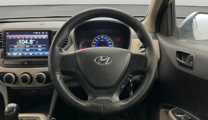 2016 Hyundai Grand i10 MAGNA 1.2 KAPPA VTVT, CNG, Manual, 75,286 km, Steering Wheel Close Up