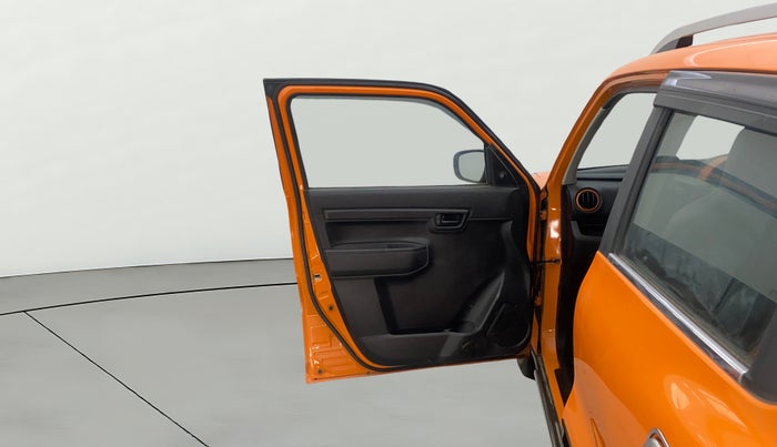 2019 Maruti S PRESSO VXI+, CNG, Manual, 1,12,306 km, LHS Front Door