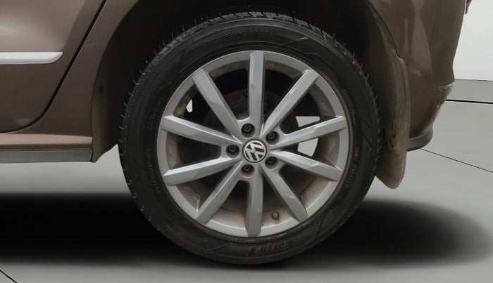 2020 Volkswagen Polo HIGHLINE PLUS 1.0L TSI, Petrol, Manual, 42,149 km, Left Rear Wheel