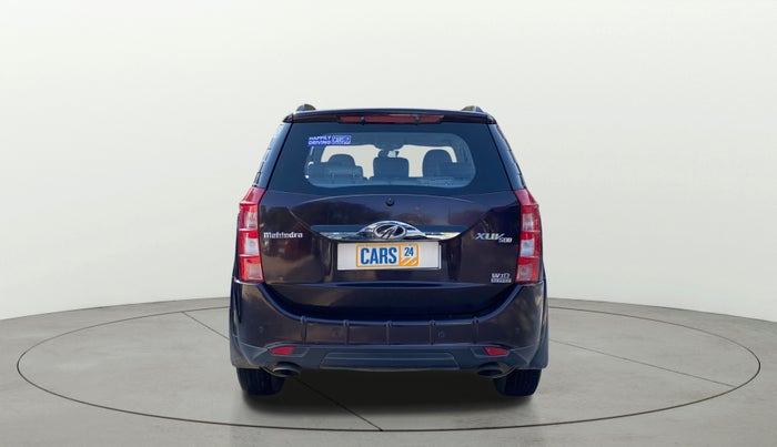 2016 Mahindra XUV500 W10 AT, Diesel, Automatic, 1,00,535 km, Back/Rear