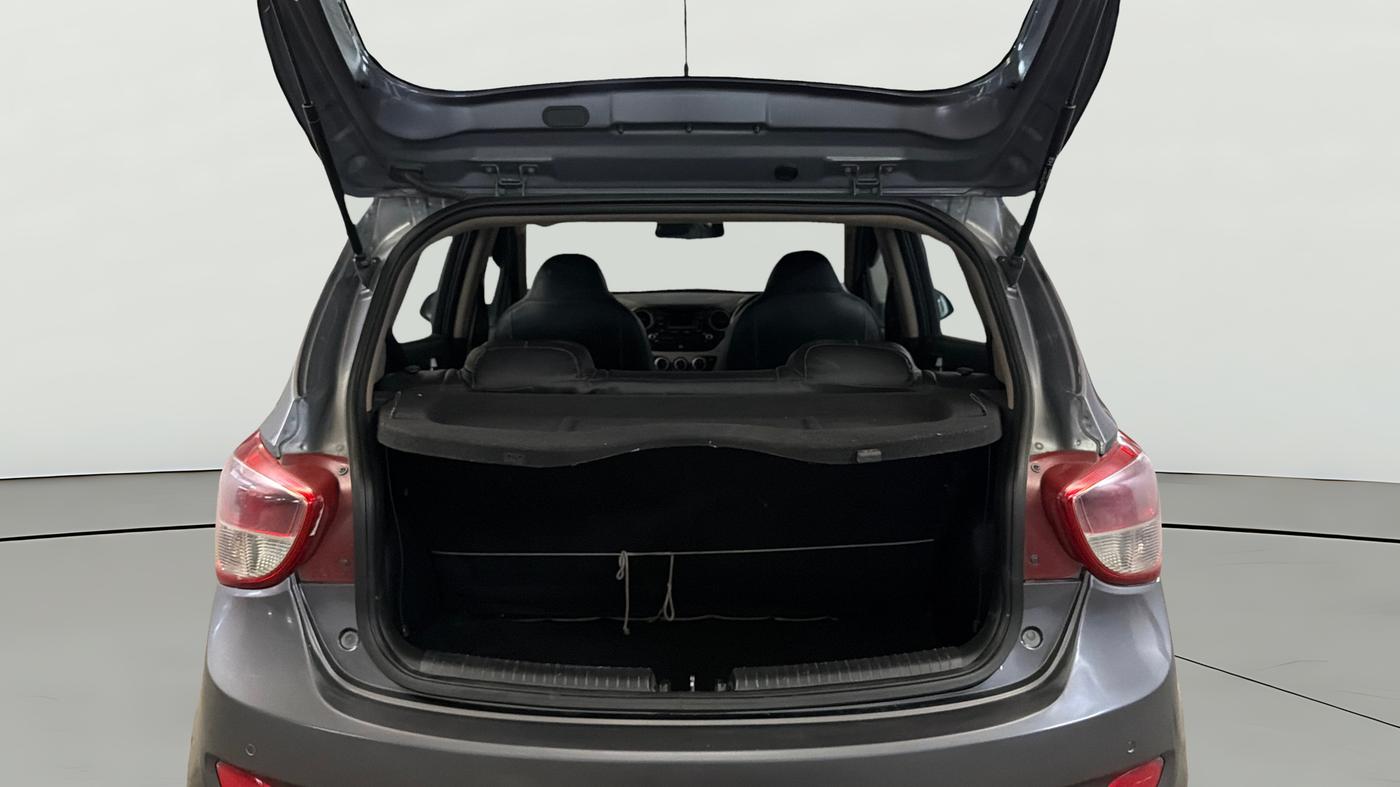 2015 Hyundai Grand i10 SPORTZ 1.2 KAPPA VTVT, Petrol, Manual, 68,157 km, Boot Open Zoomed View