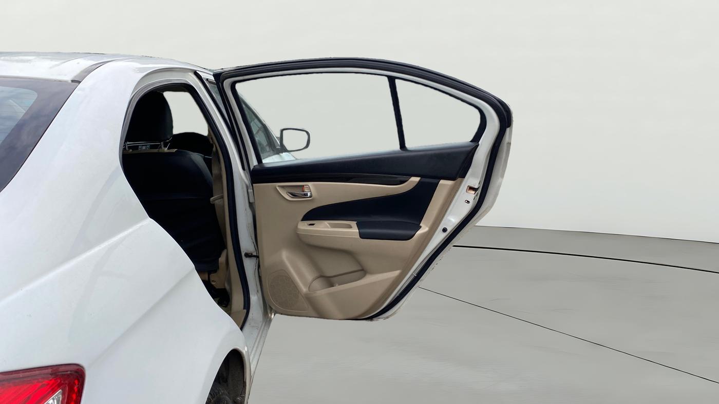 2015 Maruti Ciaz ZXI AT, Petrol, Automatic, 53,458 km, RHS Rear Door