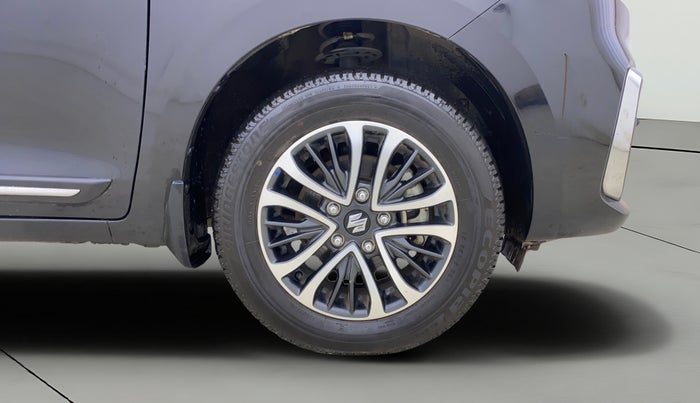 2024 Maruti Ertiga ZXI (O) CNG, CNG, Manual, 3,590 km, Right Front Wheel