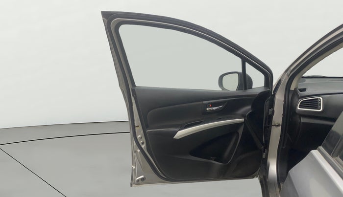 2017 Maruti S Cross ZETA 1.3, Diesel, Manual, 1,16,289 km, LHS Front Door