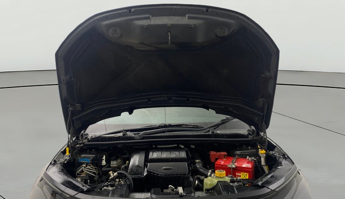 2024 Tata NEXON CREATIVE + AMT 1.5 DIESEL, Diesel, Automatic, 40,369 km, Open Bonet