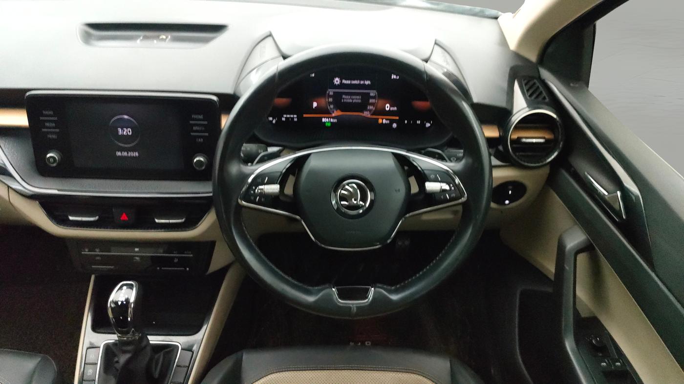 2022 Skoda SLAVIA STYLE 1.0L TSI AT, Petrol, Automatic, 80,387 km, Steering Wheel Close Up