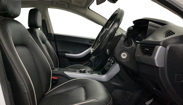 2021 Tata NEXON XMA SUNROOF DIESEL, Diesel, Automatic, 45,498 km, Right Side Front Door Cabin