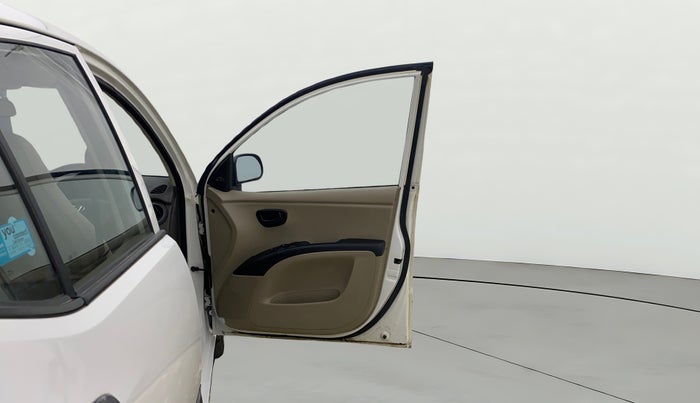 2015 Hyundai i10 MAGNA 1.1, Petrol, Manual, 51,972 km, RHS Front Door