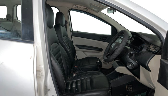 2022 Renault TRIBER RXT, Petrol, Manual, 1,01,614 km, Right Side Front Door Cabin